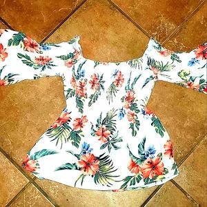 NWOT Hollister floral of shoulder blouse